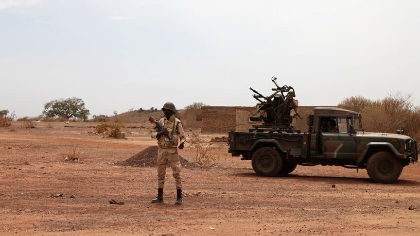 Mali'de Militanlar Başkent Bamako'yu Tehdit Ediyor: Yakıt Tedarik Endişeleri Artıyor